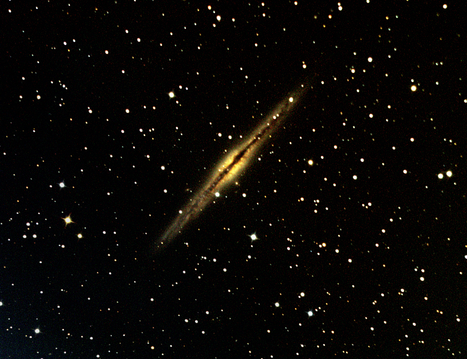 NGC 891 la galassia vista di taglio in Andromeda