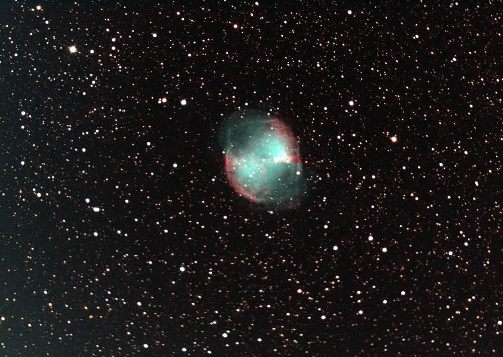 M27 la nebulosa manubrio nella costellazione della Volpetta